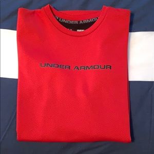 Men’s Under Armour Shirt